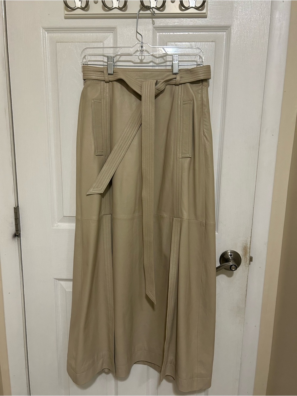 Banana Republic Beige Midi Leather Skirt with Tie Belt